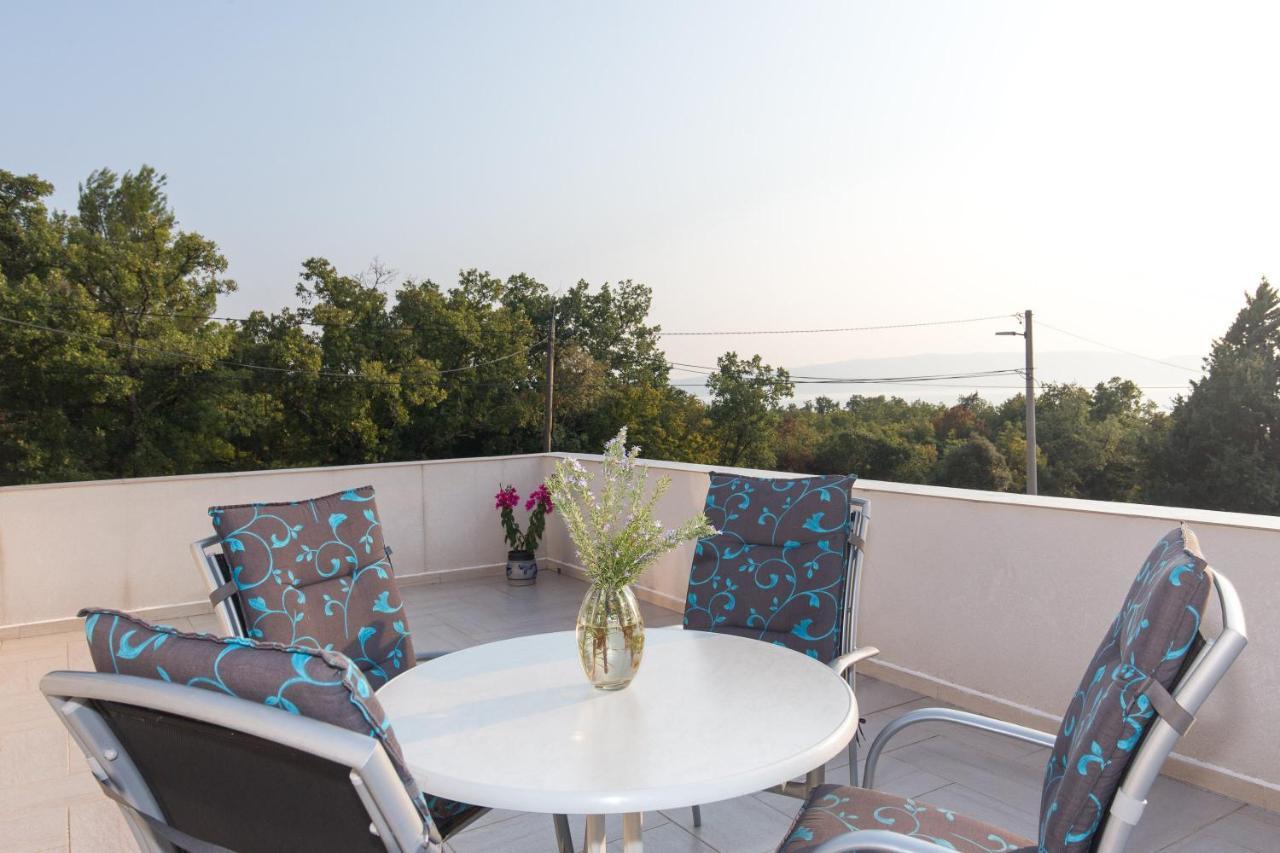 Apartment Dajana Pinezići المظهر الخارجي الصورة